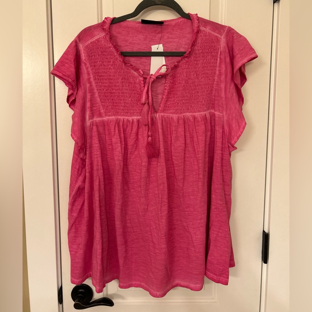 Hot pink lane Bryant Top size 22/24 new with tags